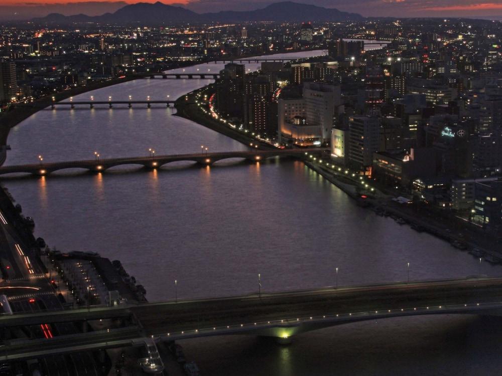 โรงแรม โรงแรมอะป้า นีงาตะ-ฮิกาชินะกะโดริ 3*